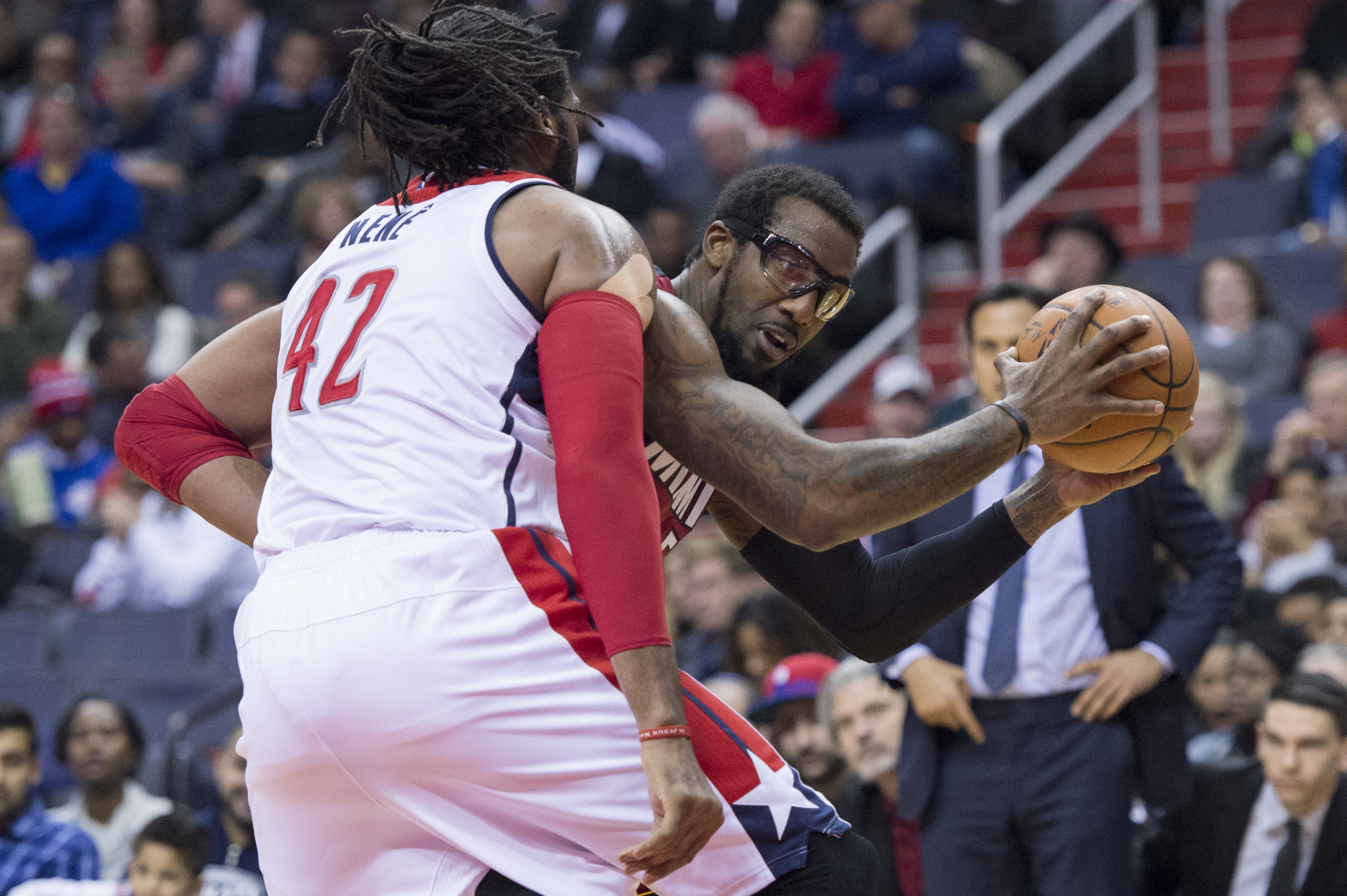 SUNOVRAT VELIKE ZVEZDE Čuveni NBA košarkaš uhapšen na aerodromu jer je tukao svoju ćerku