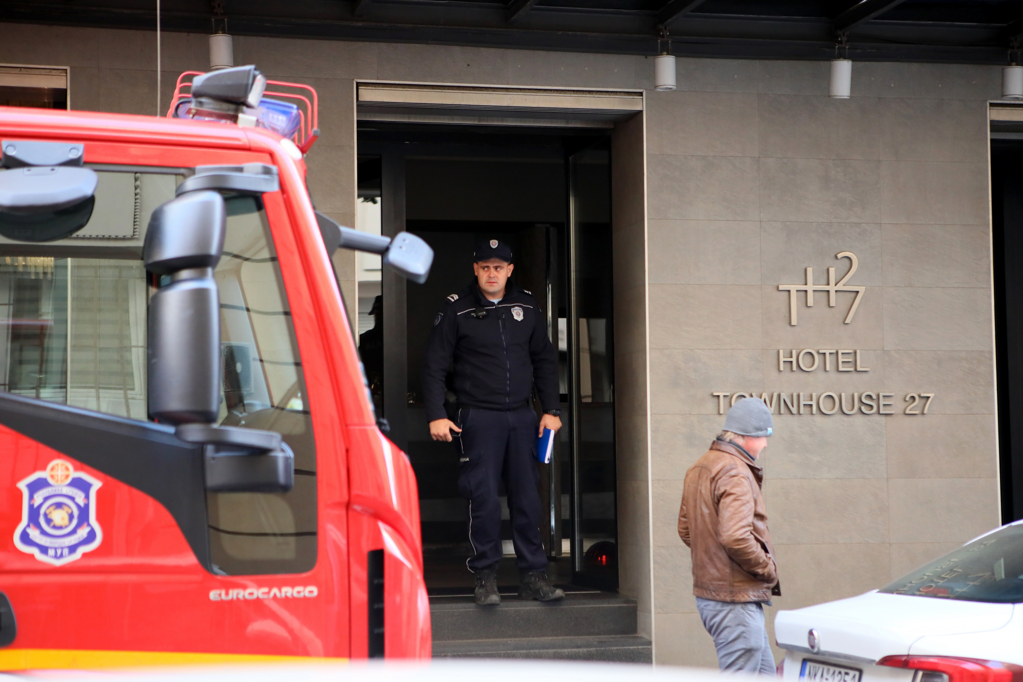 PIKAVAC ZAPALIO STAN NAKON PIJANKE Jedan poginuo, dve osobe povređene u tri požara u Beogradu