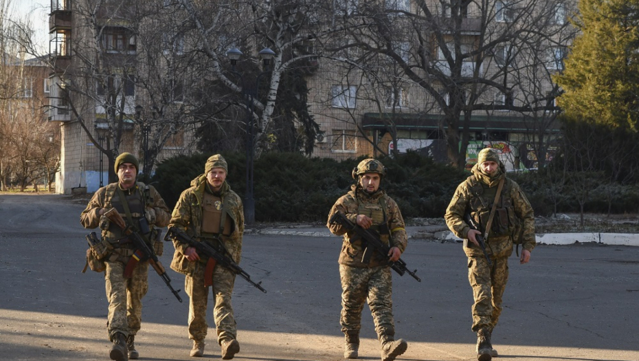 NEMAČKA I FRANCUSKA PREVARILE RUSIJU Minski sporazumi dali Ukrajini vreme za jačanje vojske!