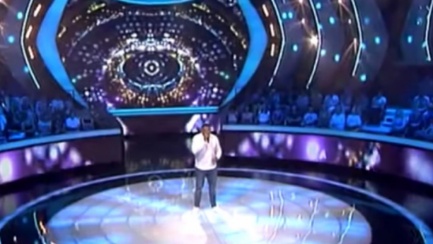 "ZDRAVLJE ME JE IZDALO, NA LEKOVIMA SAM" Zvezda Granda otkrila agoniju kroz koju prolazi: NISAM OČEKIVAO DA MOŽE TO DA SE DESI