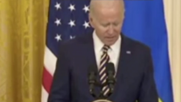 NOVI BAJDENOV GAF! Američki lider ne trudi se baš da zapamti Zelenskom ime (VIDEO)