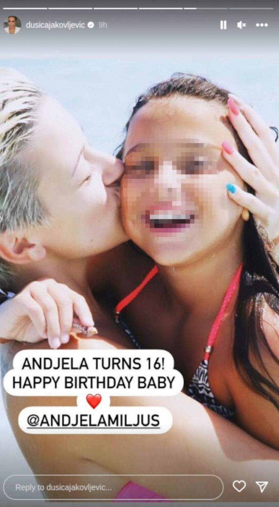 DUŠICA JAKOVLJEVIĆ NA NOGAMA Voditeljka primorana da se HITNO OGLASI, evo šta se dešava u njenom domu!