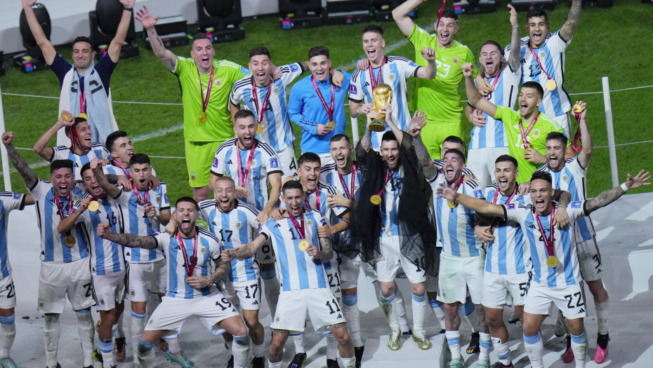 ISPLIVALI DETALJI On je savetovao Dibalu kako da izvede penal protiv Francuske