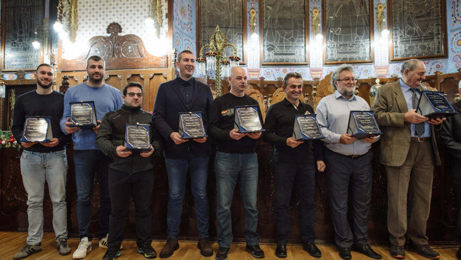 Gradonačelnik Bakić uručio prelazne pehare najboljima u akciji „Sportista godine Subotice“