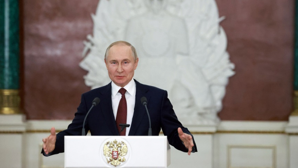 CRKVA JE KLJUČ RATA U UKRAJINI Putin se obratio na Božić, uputio moćnu poruku