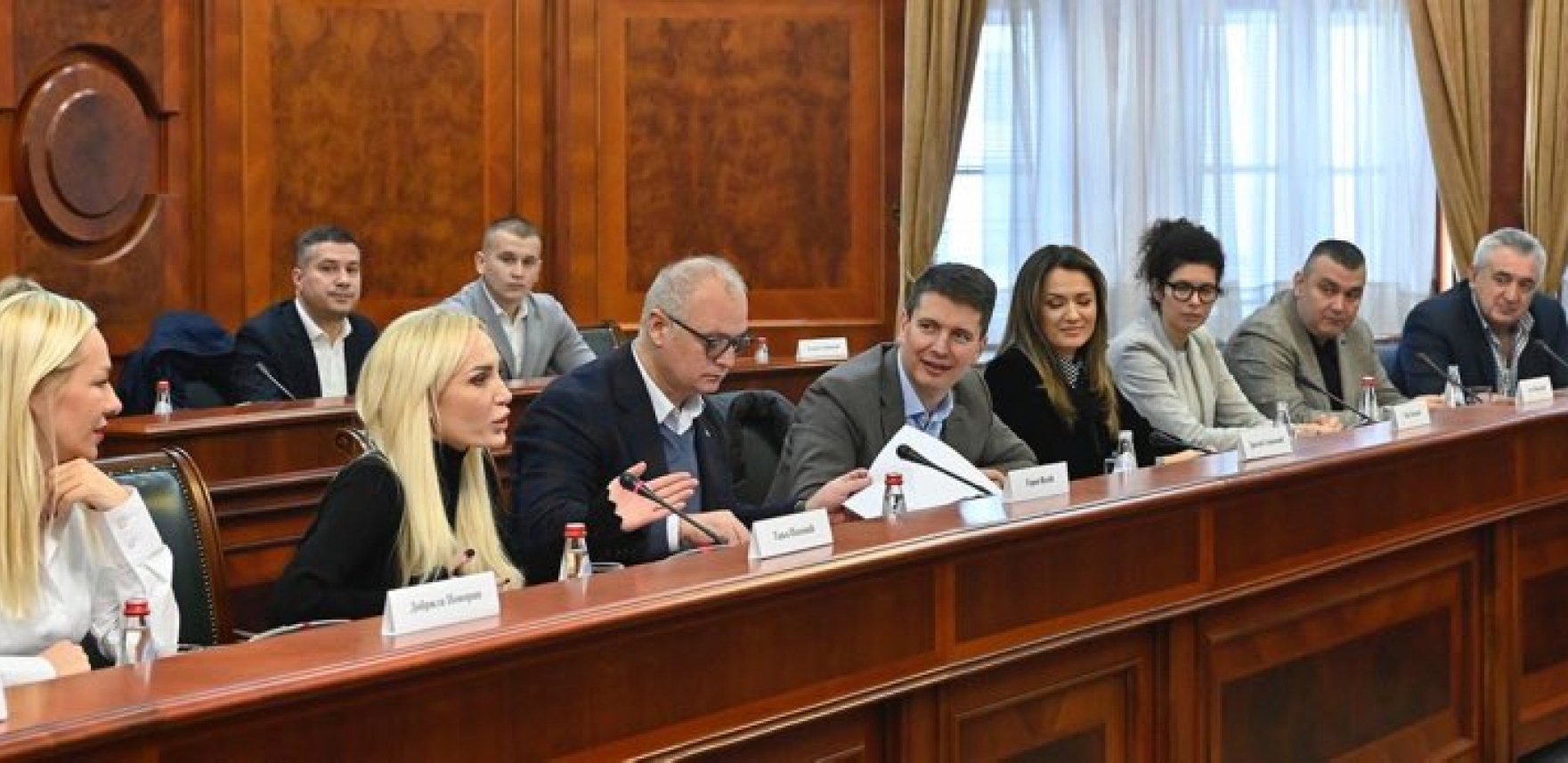 ZA PROJEKTE ODVOJENO 1,4 MILIJARDI DINARA Vesić: Ravnomerni razvoj zemlje ključan za dalji napredak Srbije (FOTO)