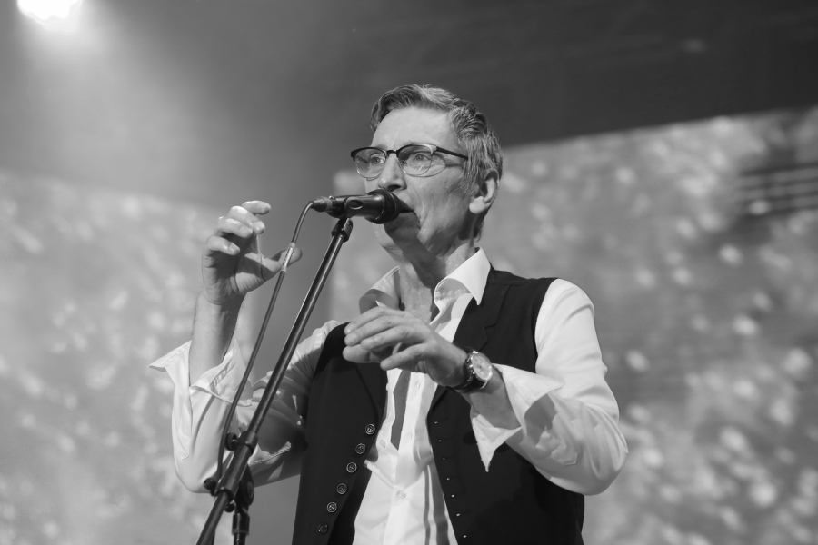 MORA SE PUNO HODATI, DA BI SE LETELO Pred koncert u Areni saznao od čega boluje, emotivni intervju Massima Savića