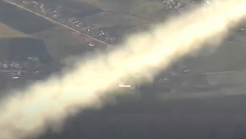 DRAMA NA UKRAJINSKOM NEBU Ruska letelica za dlaku izbegla raketu (VIDEO)