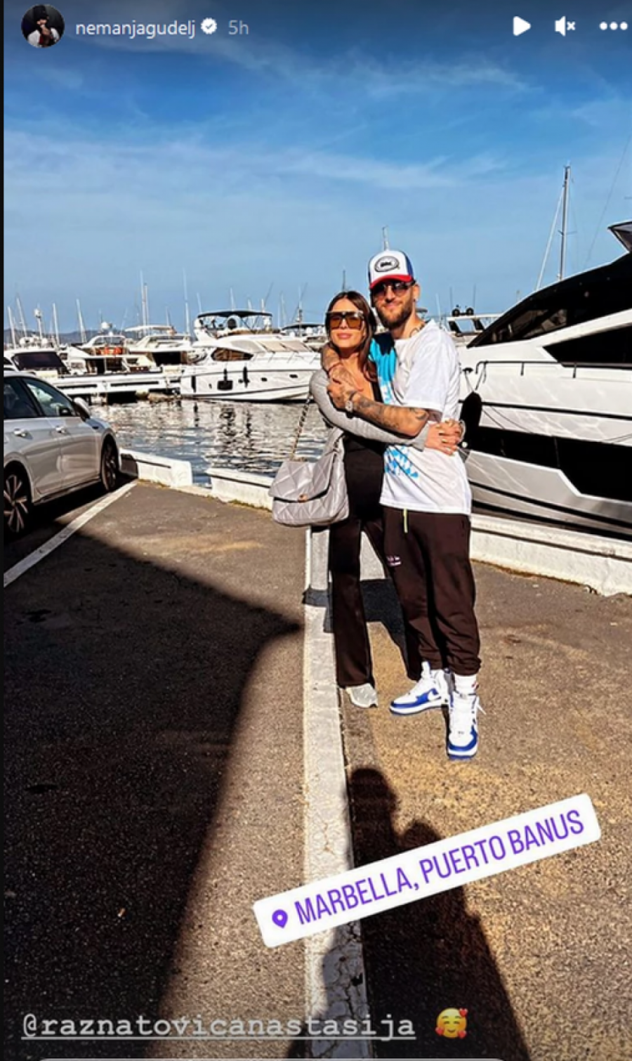 DA LI JE PRIHVAĆENA U PORODICI GUDELJ? Anastasija uhvaćena u društvu Nemanjinog oca, a priča se da je majka i sestra ne vole