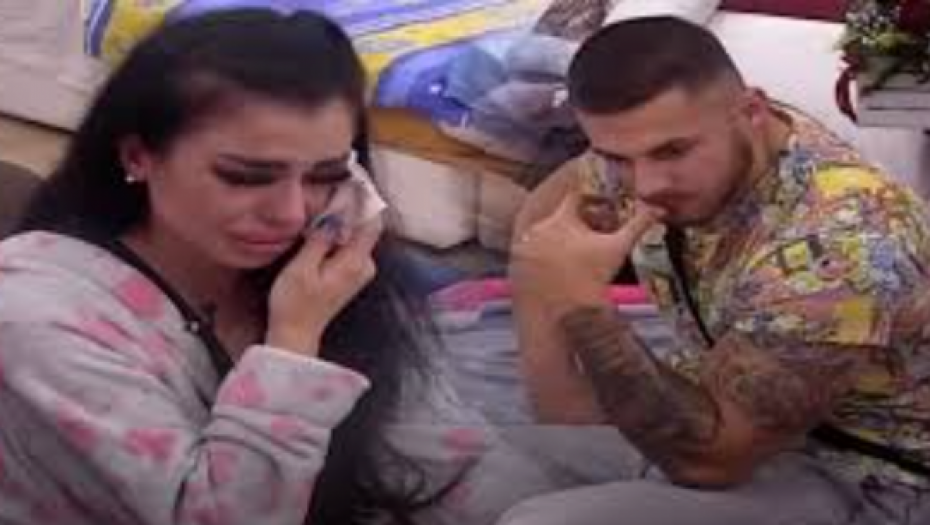 MARKO VAN SEBE ZBOG SANJINE MRAČNE PROŠLOSTI Ona otkrila sa kojom starletom je bio, iznet sav prljav veš!