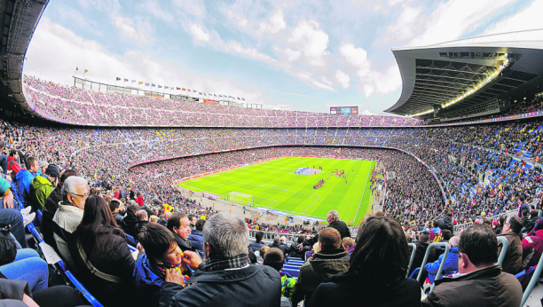 BARSA SA PET ZVEZDICA Najveći fudbalski stadion u Evropi