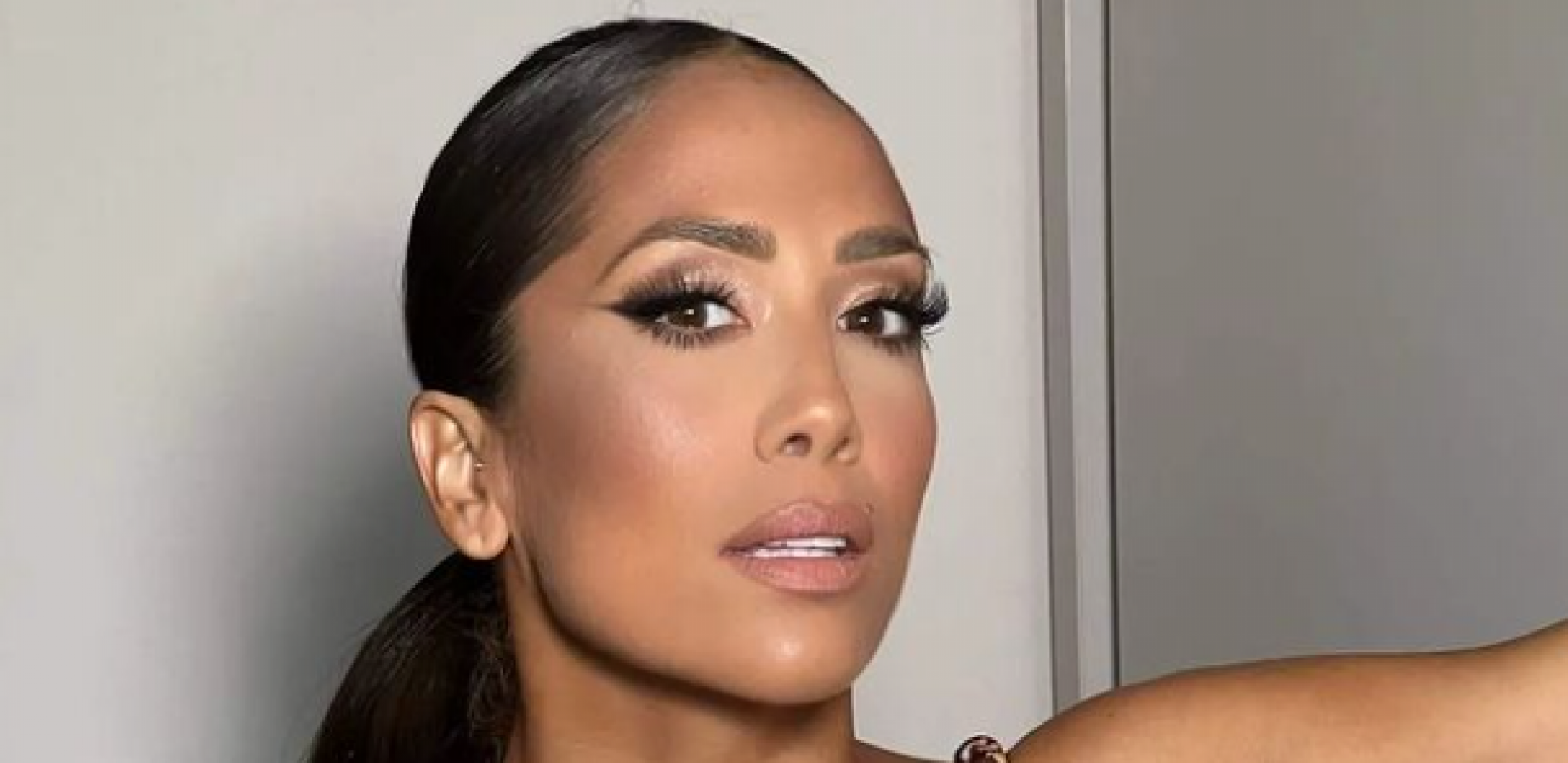 SKANDALI NEVIĐENIH RAZMERA NAŠIH JAVNIH LIČNOSTI Ostali bez igde ičega, napustila ih porodica, izgubili posao, ali to nije sve, ŠOK DETALJI