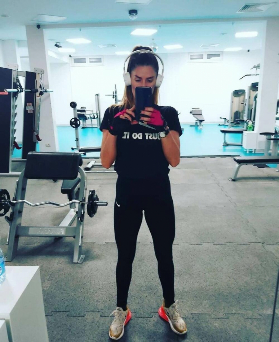 ZVEZDANOVA ŽENA SE DIREKTNO OBRATILA ANĐELI Njene reči ostavile javnost bez teksta, bez imalo zadrške rešetala!