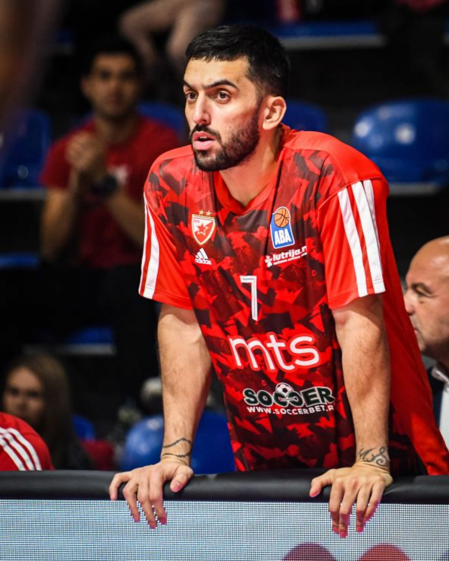 JEDVA SU ČEKALI DA SE OBRUŠE NA SRPSKI KLUB Hrvati žestoko napali Crvenu zvezdu zbog Kampaca