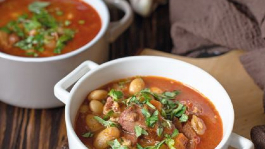 Pasulj duplo skuplji od mesa! Na pijaci u ovom gradu košta PAPRENO