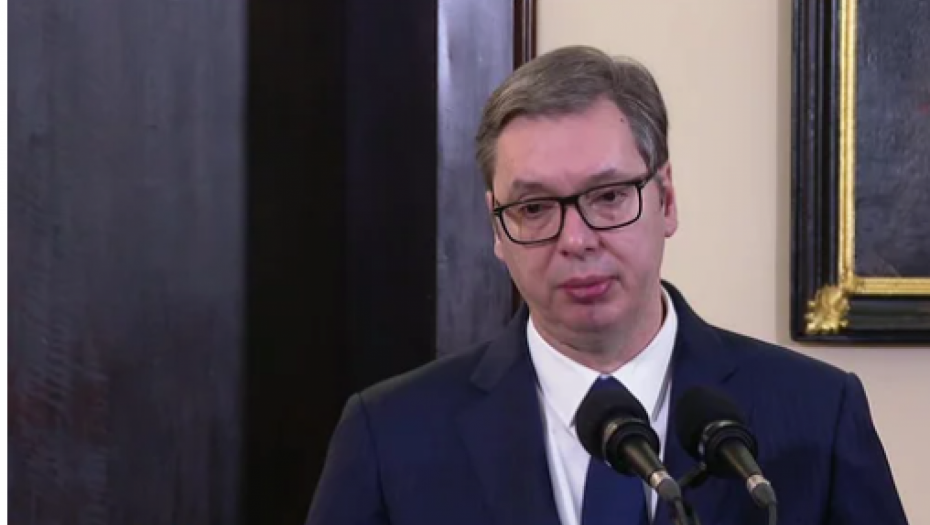 ŽELE DA NAS ZGROME Vučić: Što svaki dan govorite da nam curi vreme?