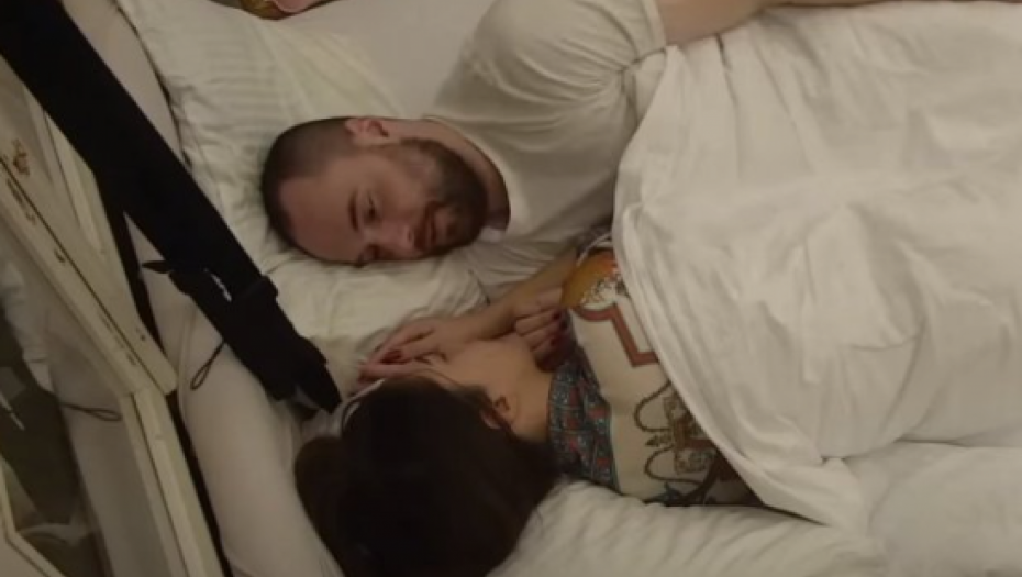 VEĆ KRENULA DA PRAVI SCENE Anđela ljubomoriše Zvezdanu: Je l' ti se svidela neka?