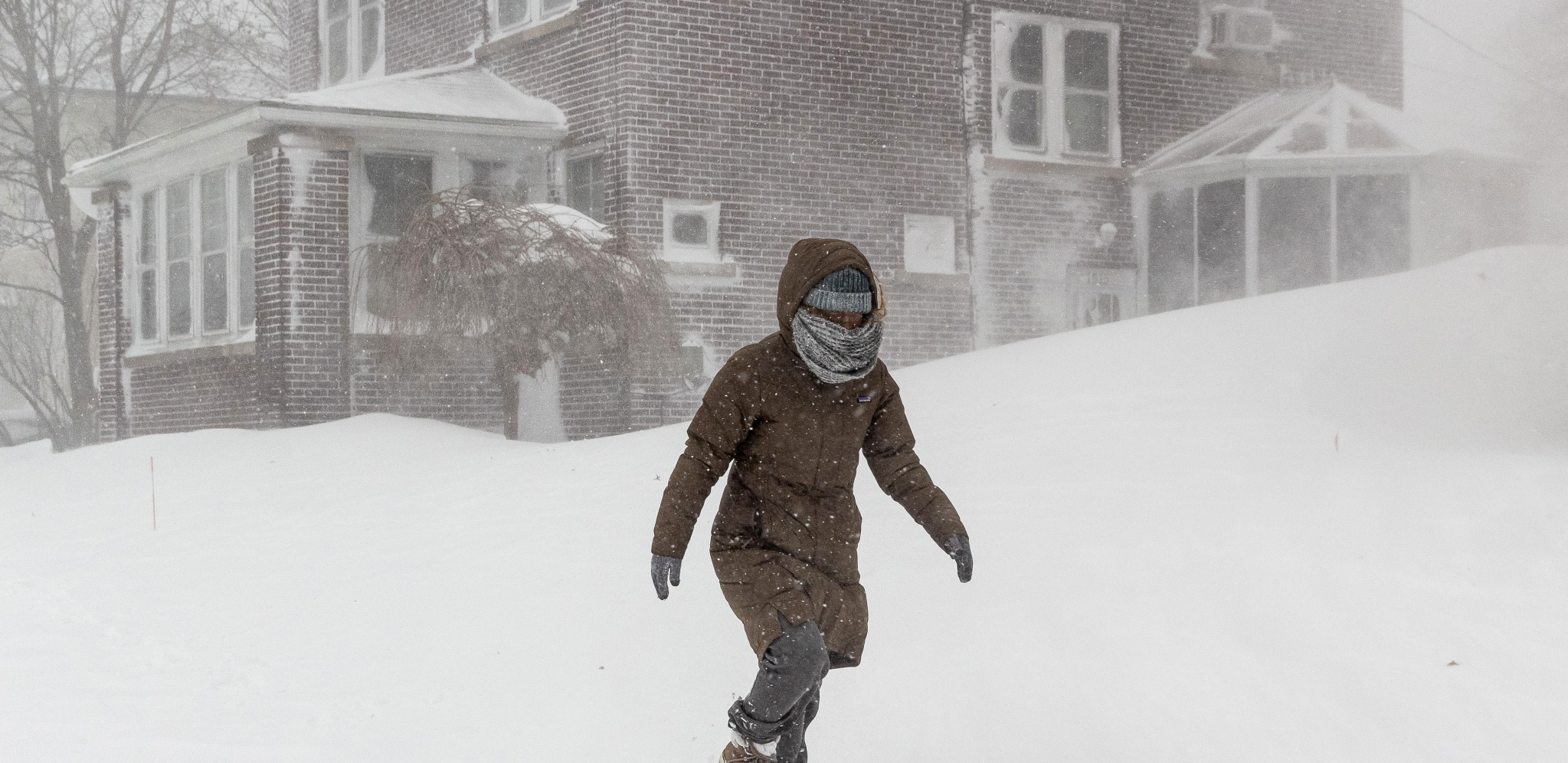 AMERIKA OKOVANA LEDOM Totalni kolaps, otkazano 1.700 letova