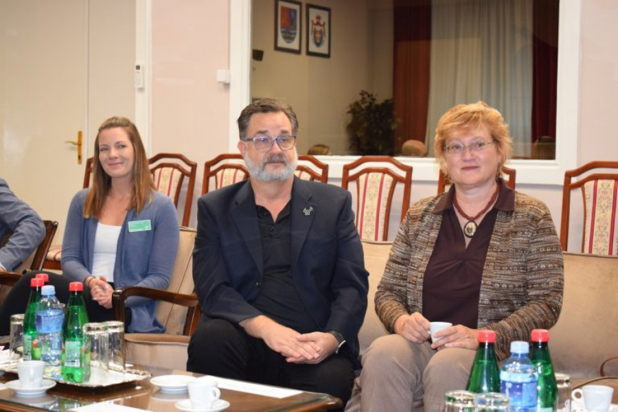 Sastanak sa delegacijom Prirodno – matematičkog fakulteta UNS i Univerziteta Južna Florida: razmena studenata turizmologije i uticaj studentskog iskustva na turiste