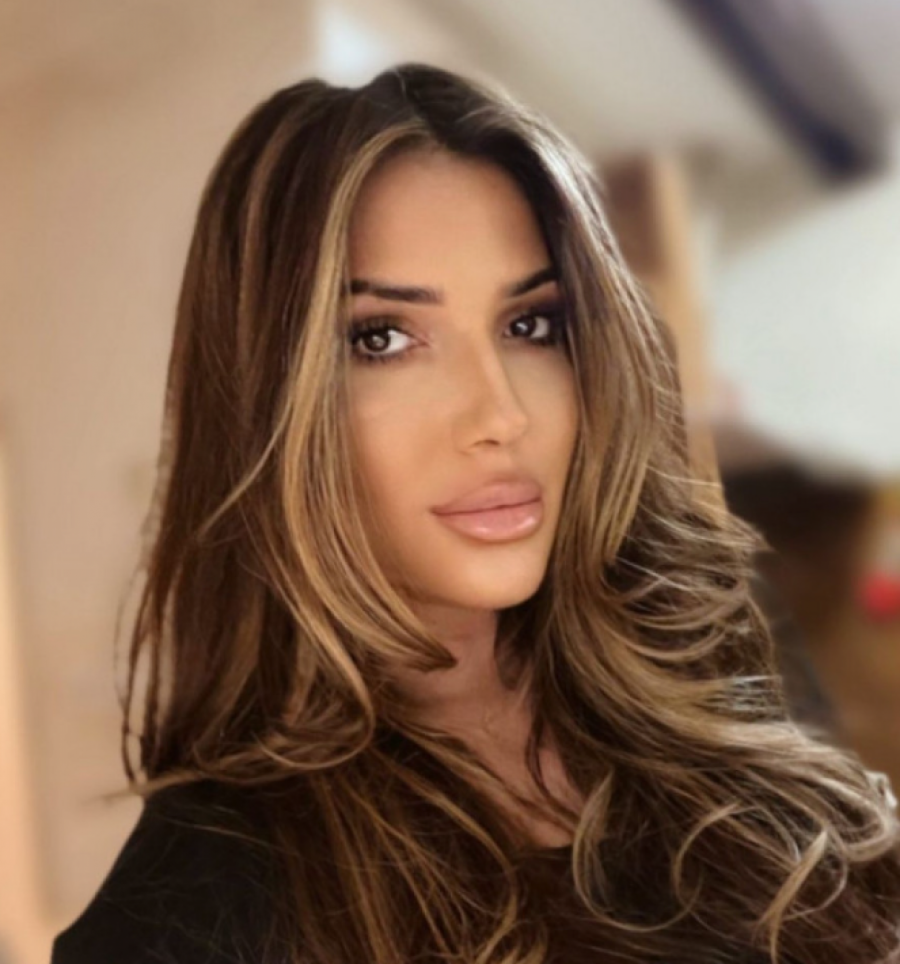 SVI U NEVERICI ZBOG ĆERKE ŽELJKA JOKSIMOVIĆA Niko ne može da je prepozna, šta joj se desilo?! (FOTO)