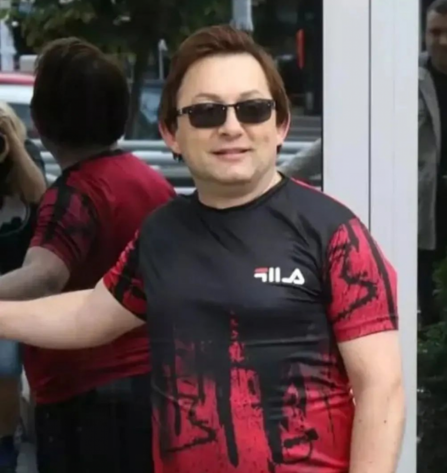 BOLESNA JE I BEDNA, PALIĆU SVEĆE ZA NJU! Rijaliti učesnik žestoko izvređao Anu Nikolić, doživeo pomračenje, a reči nije birao!