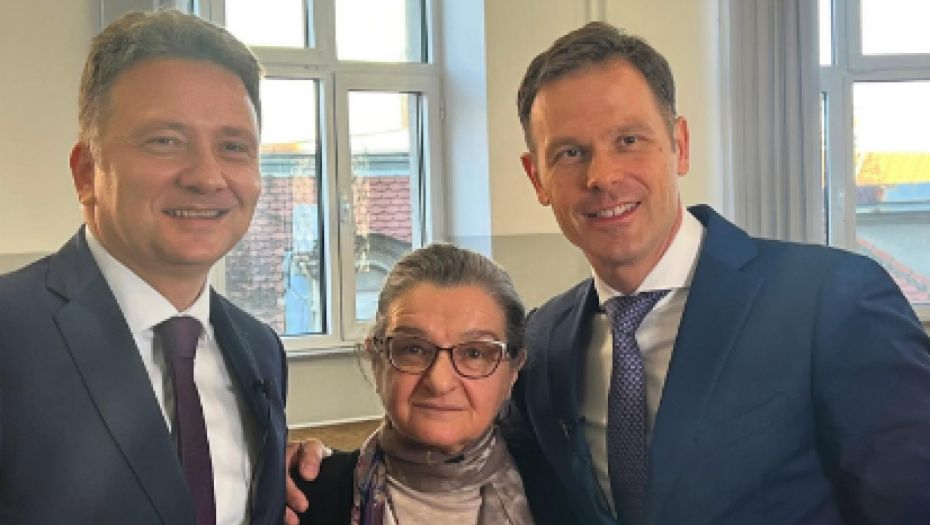 SINIŠA MALI: Moj drug iz školske klupe, a sada i iz Vlade, i ja sa razrednom! (FOTO)