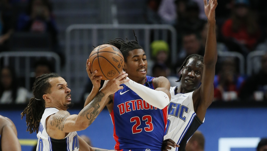 ODJECI HAOSA NBA liga suspendovala 11 košarkaša posle tuče