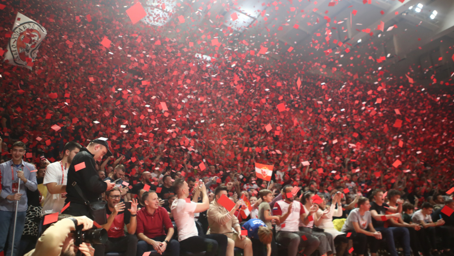 NOVA GODINA, NOVO POJAČANJE Zvezda našla centra, Amerikanac želja crveno-belih?