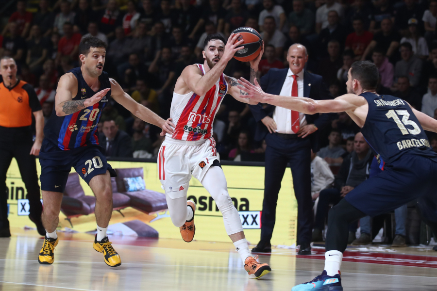 IVANOVIĆA PITALI ZA MIROTIĆEVU TROJKU Evo šta je odgovorio trener Zvezde