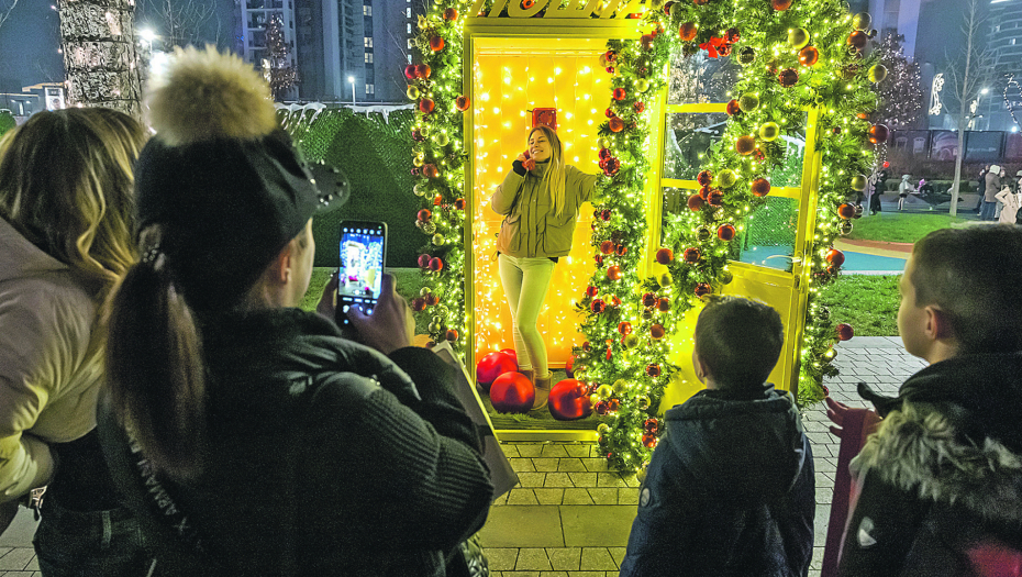 ŠTEDNJA Ekološko osvetljenje Zimske bajke