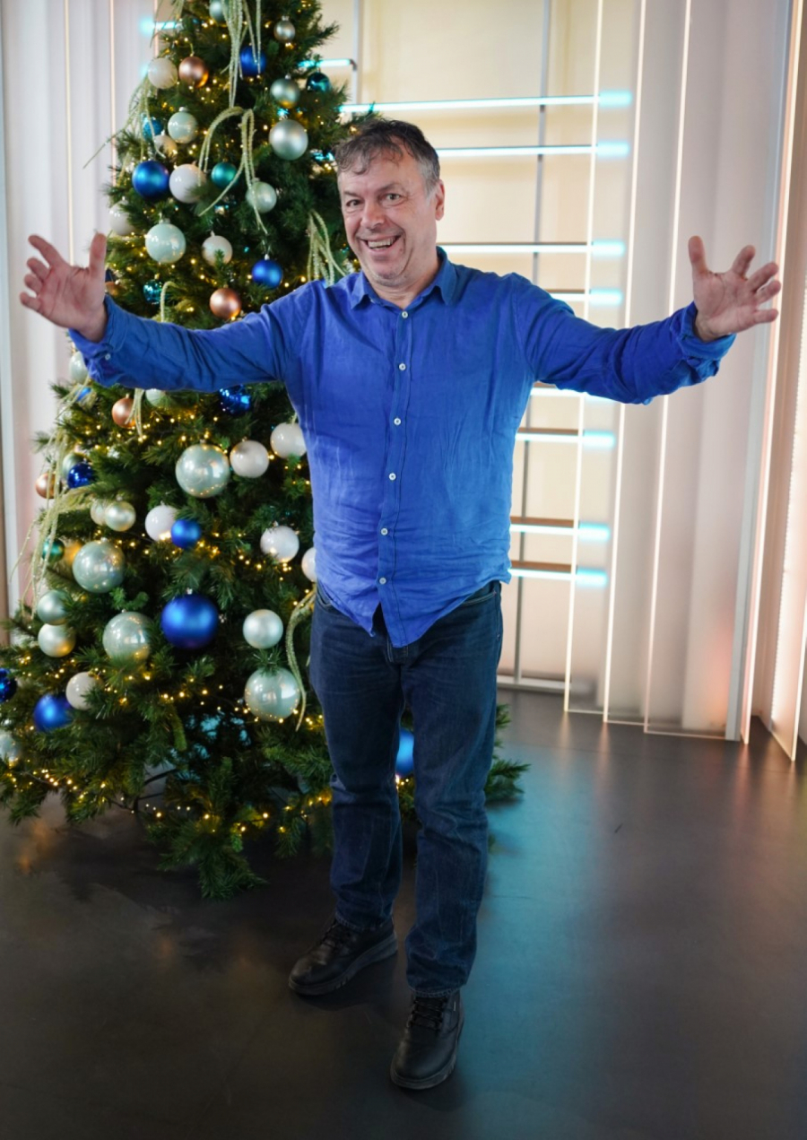 INTERVJU Nenad Janković iliti Dr Nele Karajlić, večiti kritičar društva: Politika je uvek bila deo mene!