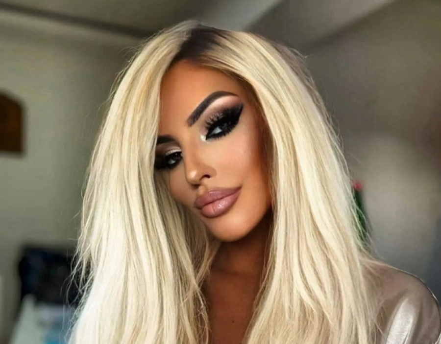 NAŠA PEVAČICA SLOMLJENA ZBOG NJEGOVE SMRTI Jeca i plače na sav glas, ne može da se smiri, potpuno van sebe!