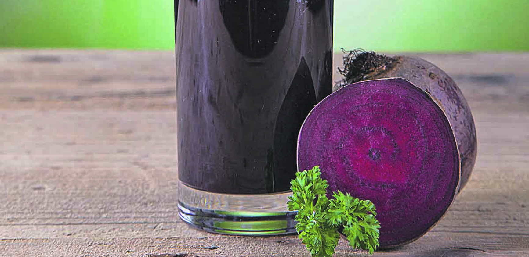 ZDRAVSTVENE KORISTI SOKA OD CVEKLE Kako ovaj napitak može zameniti kafu u vašoj dnevnoj rutini