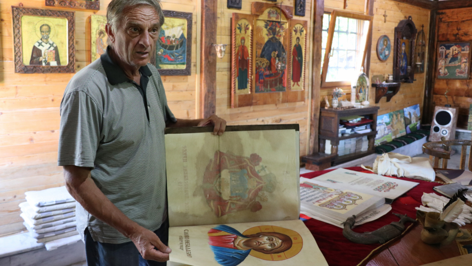 TRADICIJA Zaljubljenik u srpsku istoriju podigao jedinstveni muzej Krstovgrad: Viteška trpeza, zlatne kašike i kruna Nemanjića