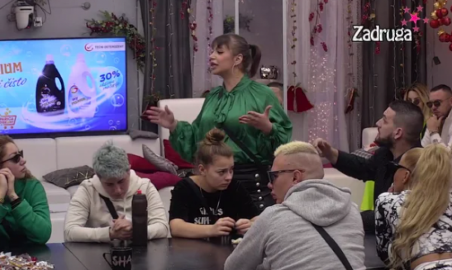 NAJLAKŠE JE NAPRAVITI DETE Đedović bez dlake na jeziku o Anđelinoj izjavi da bi rodila Zvezdanu dete