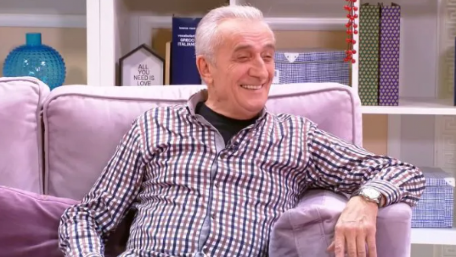 LEGENDA NARODNE MUZIKE ŠEKI TURKOVIĆ RADI DVA POSLA Pevač najavljuje povratak u Srbiju "NE PLAĆAJU ME DOVOLJNO"