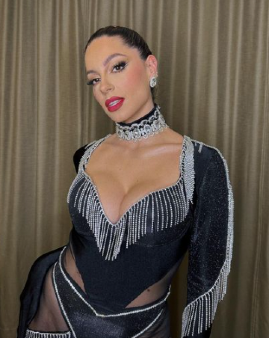 OTKRILA TAJNU SVOJE PESME! Sara Jo sve ispričala, a evo i da li se čula sa najbogatijom Srpkinjom Sandrom Meljničenko!