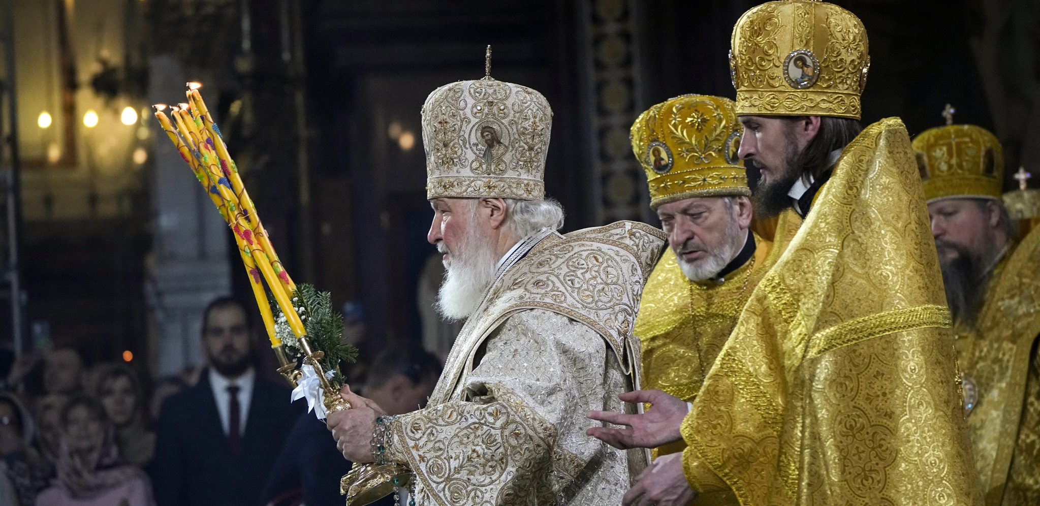 PATRIJARH KIRIL SE MOLI ZA VERNIKE U UKRAJINI Božićna liturgija u Moskvi (FOTO)