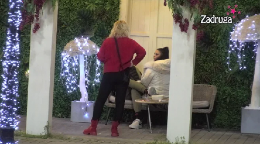 TI SI KOMPLEKSAŠ Marija vratila Cara na fabričko podešavanje, pa istakla da je zbližavanje sa Majom čisto dokazivanje zbog Janjuša