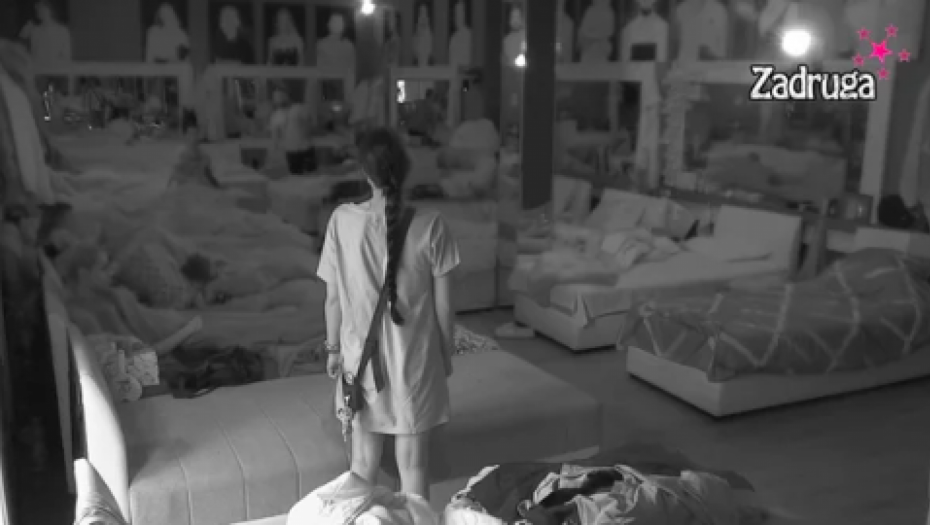 BRUTALAN! Maja molila Šauera da joj uradi jedno pred spavanje, njegova reakcija  ŠOKIRALA SVE