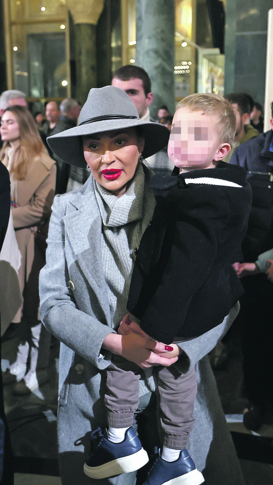 HRISTOS SE RODI Predstavnici srpske javne scene Božić dočekali u Hramu Svetog Save