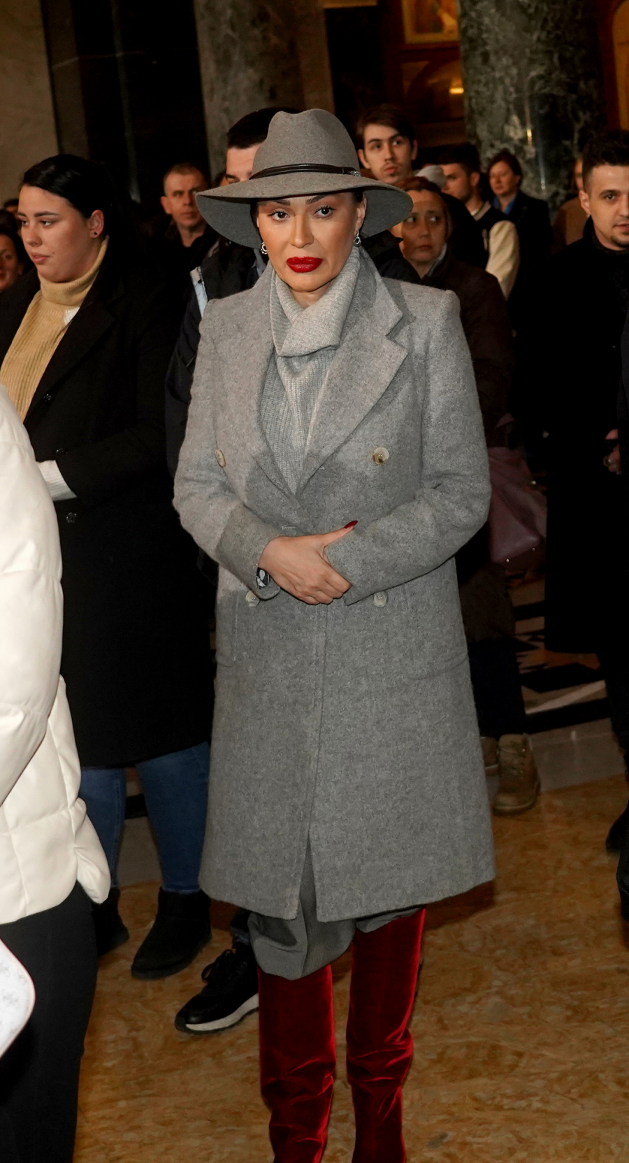 POSTIM VEĆ 12 GODINA Cecu Ražnatović na ponoćnoj liturgiji u Hramu Svetog Save sačekalo iznenađenje