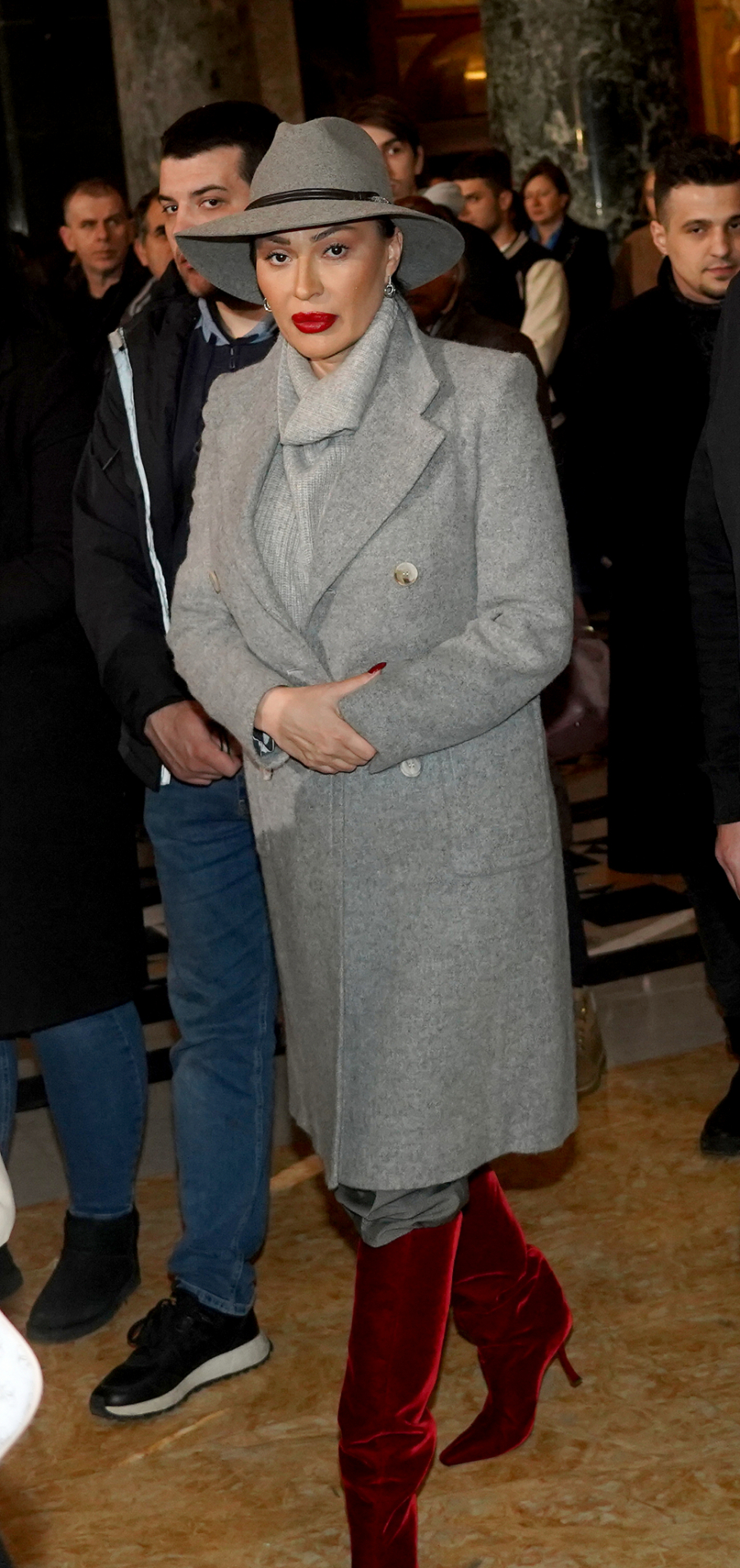 HRISTOS SE RODI Predstavnici srpske javne scene Božić dočekali u Hramu Svetog Save