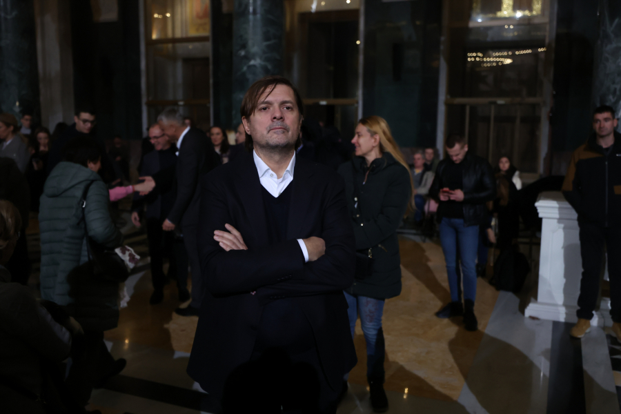 HRISTOS SE RODI Predstavnici srpske javne scene Božić dočekali u Hramu Svetog Save