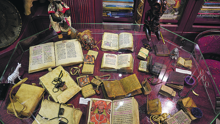 ČUVARI PROŠLOSTI Na Banjici se čuvaju magijski spisi, nadgrobni spomenici i legati najčuvenijih srpskih, evropskih i azijskih porodica: Dom za dva miliona knjiga