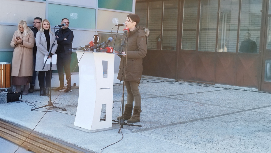 "JOŠ KOLIKO STEFANA I MILOŠA TREBA DA SE BORI ZA SVOJ ŽIVOT?" Žena uhapšenog Srbina: Ne smemo da odustanemo!