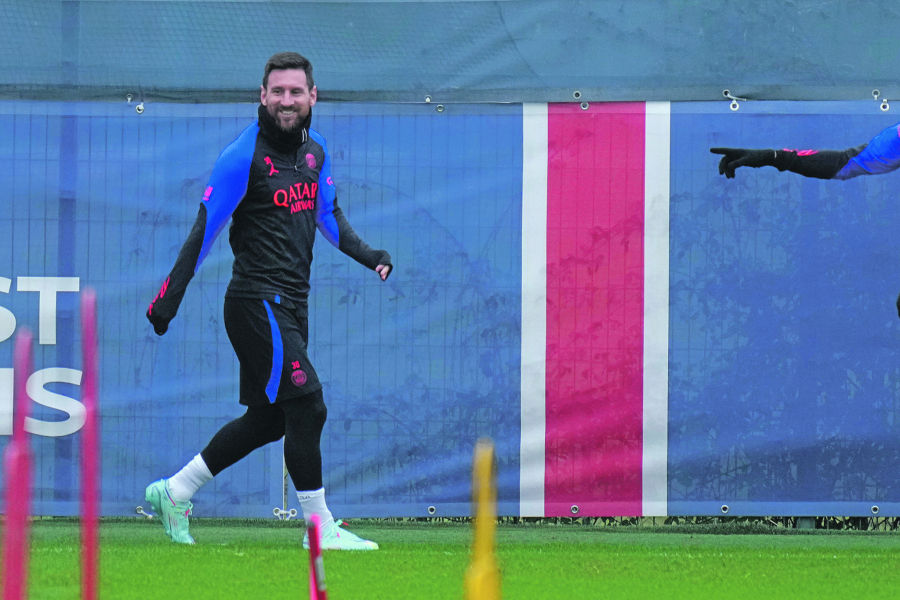 KRALJEVSKA RASKOŠ Ronaldo i Georgina zauzeli 17 soba, PLAĆAJU MESEČNO 280.000 EVRA!