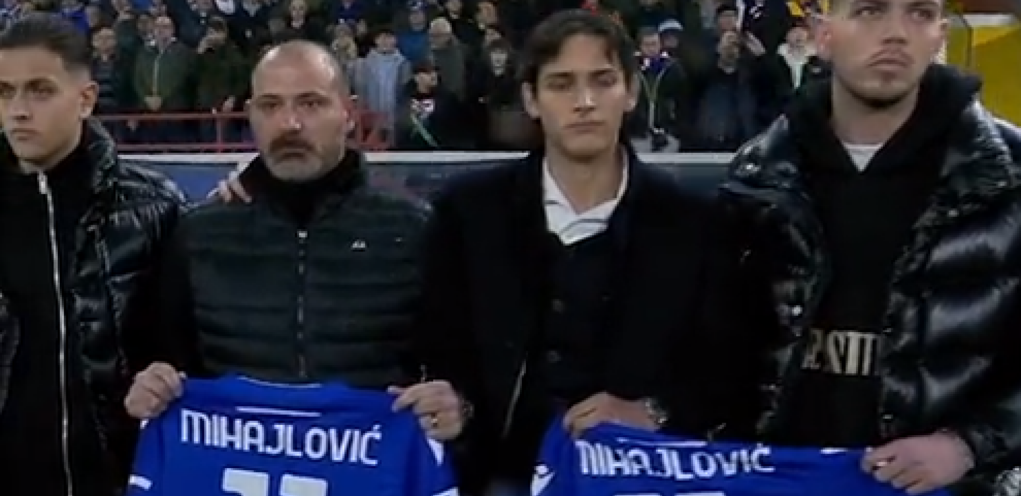 DIRLJIVE SCENE U ITALIJI Dejan Stanković izveo Mihine sinove na teren, ceo stadion u suzama (VIDEO)