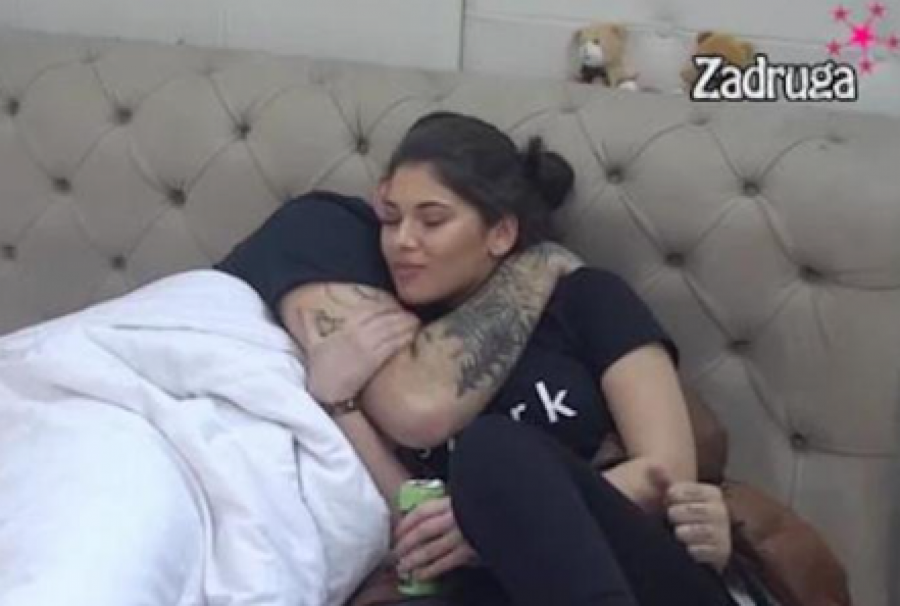 PADA SVE NIŽE I NIŽE Milica došla na red kod Cara u rehabu, on joj predložio da se useli kod njega, ona ne može da sakrije sreću