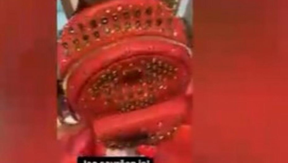 Jovana Jeremić dobila poklone